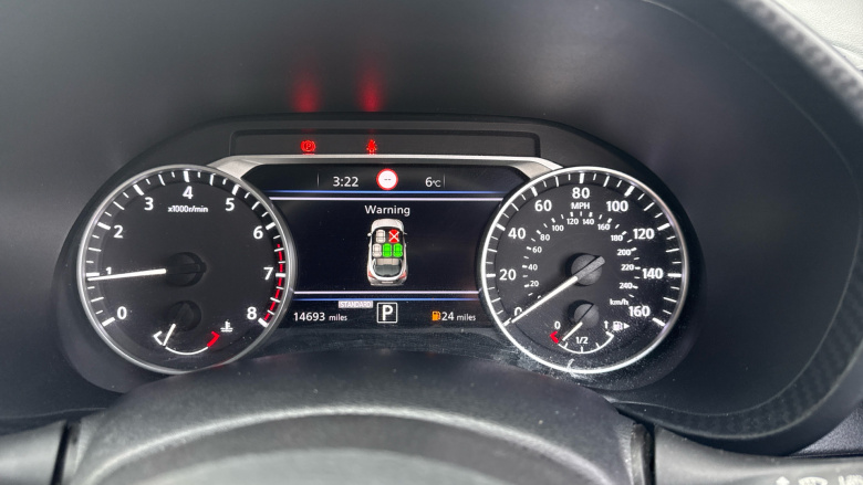 Nissan Juke 1.0 DiG-T 114 Tekna 5dr DCT Petrol Hatchback